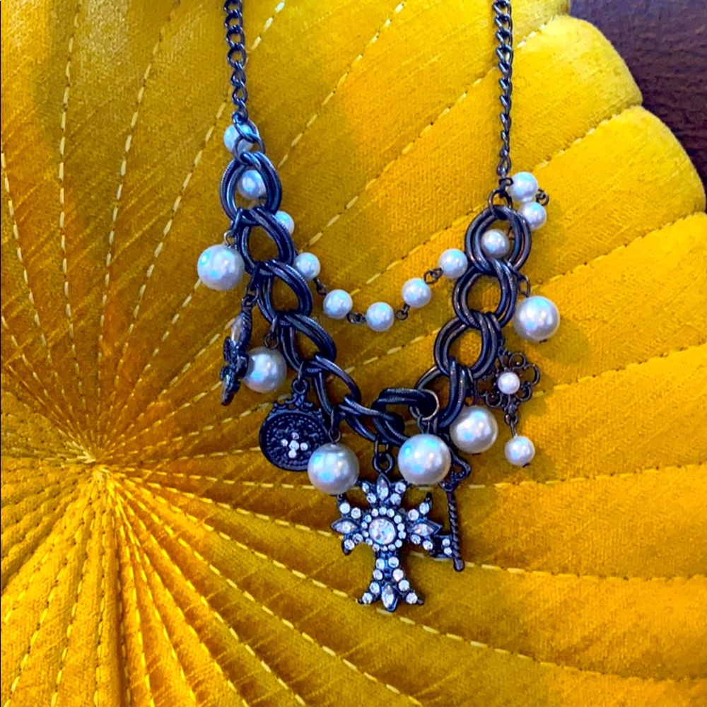 Pearl & silver tone charm necklace